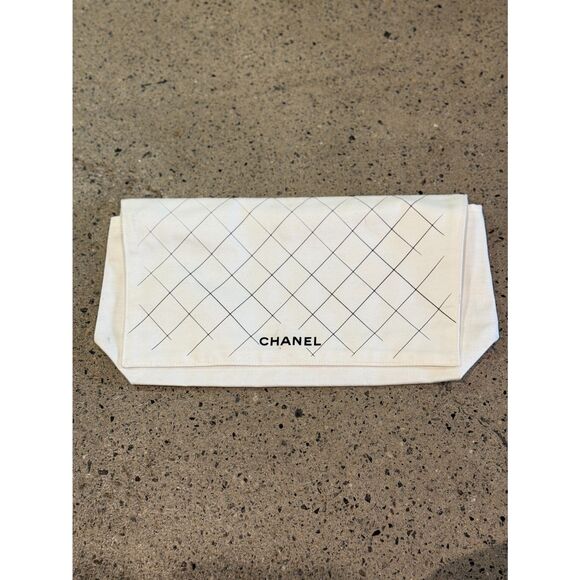Chanel White Dust Bag – 14x7 – Authentic Cotton Logo Storage Pouch - Picture 7 of 10